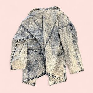 1980s Stylish Acid Wash Denim Jacket